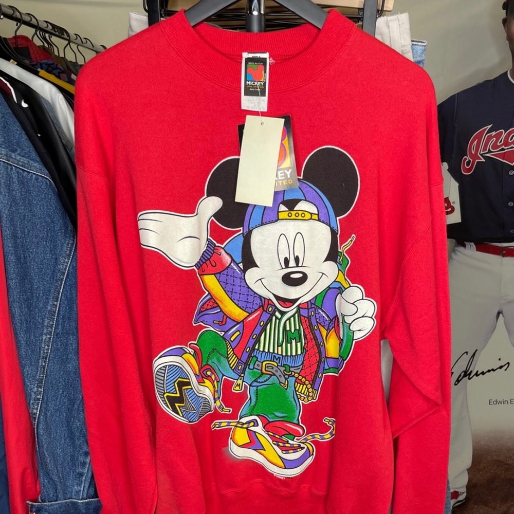 Vintage 90s Disney Mickey Mouse Crewneck NWT